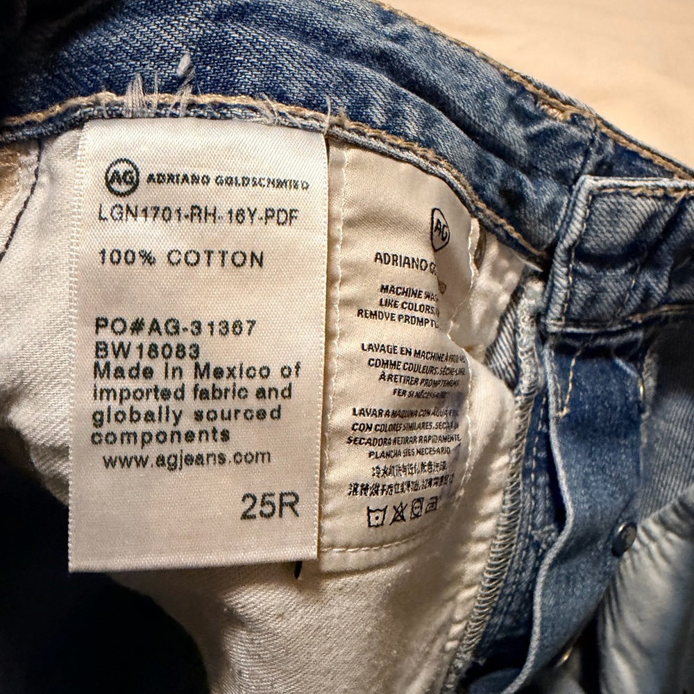 AG Adriano Goldschmied Distressed Blue Jeans - Picture 5 of 6